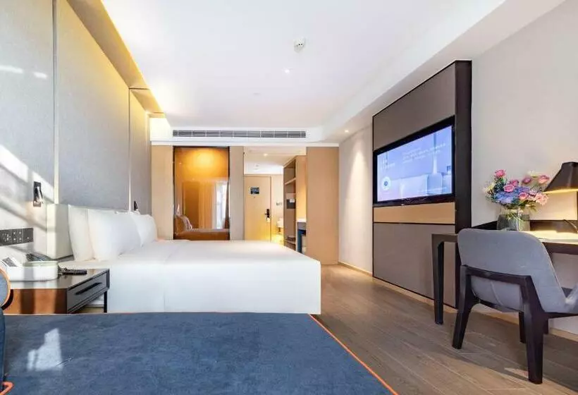 Atour Hotel Lianyungang City Government