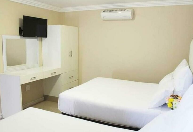 Bayside Hotel Pinetown