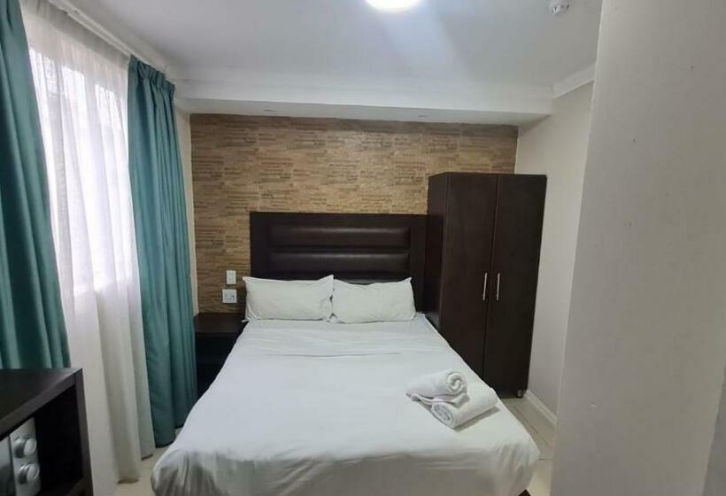 Bayside Hotel Pinetown