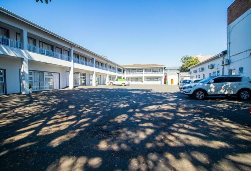 Bayside Hotel Pinetown