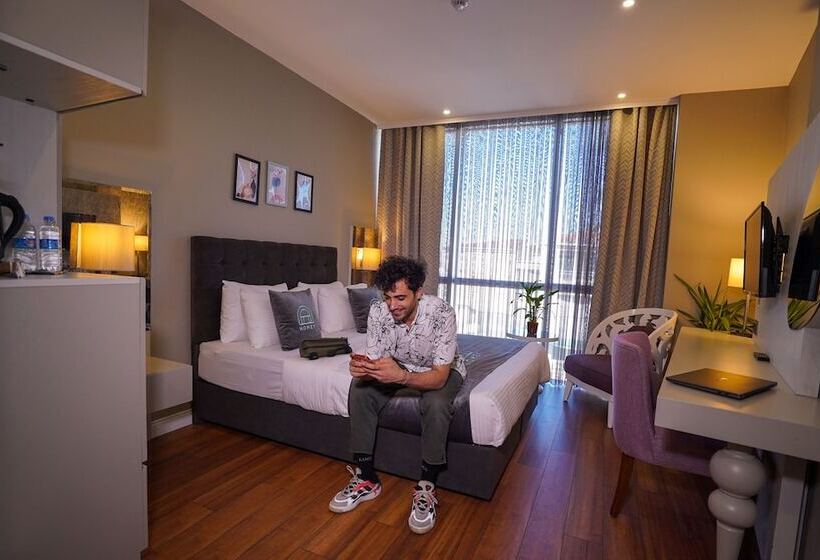 בית מלון כפרי Homey Airport