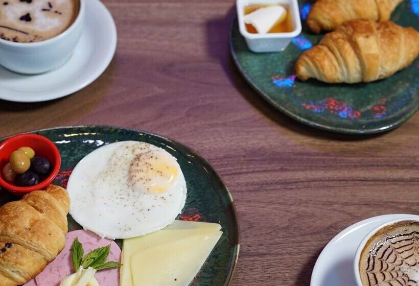 فندق Homey Airport