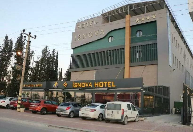 Isnova Hotel Airport
