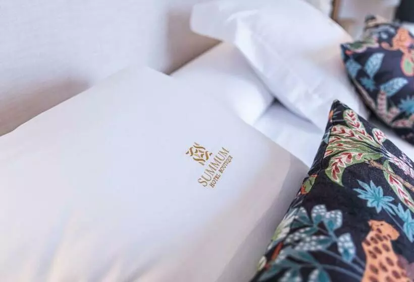 Hotel Monells Summum