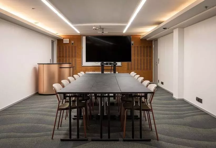 ホテル Scandic Helsinki Hub