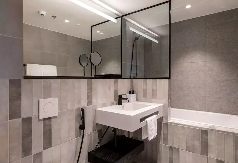 ホテル Scandic Helsinki Hub