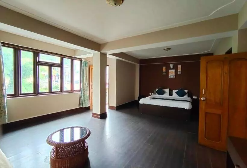 Hotelli Mayal Retreat
