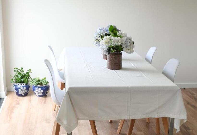 Nia Azorean Apartments