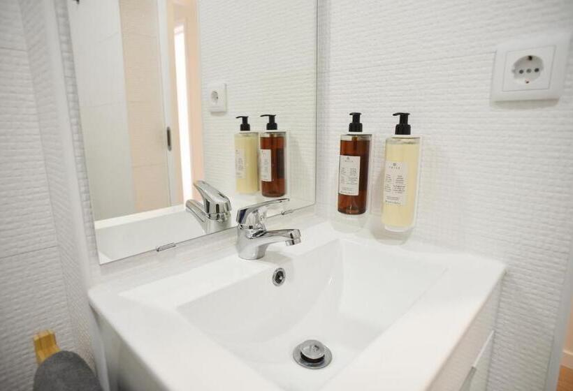 Nia Azorean Apartments