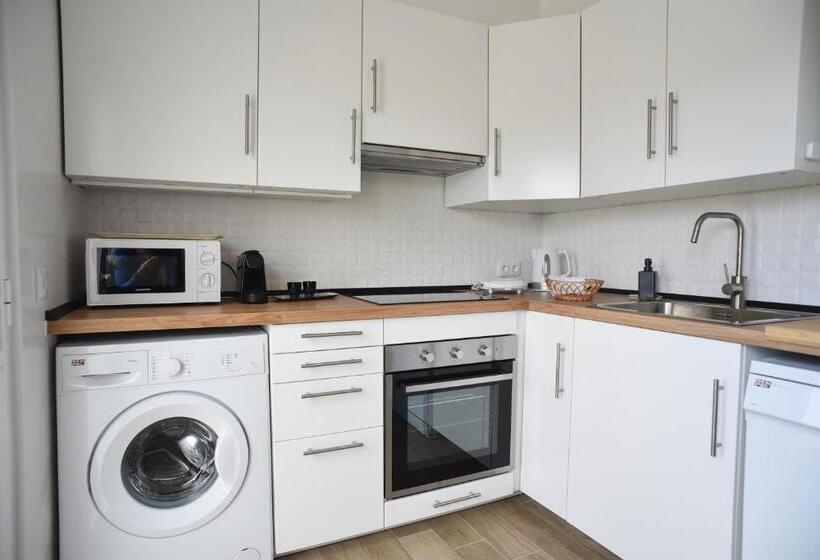 Nia Azorean Apartments