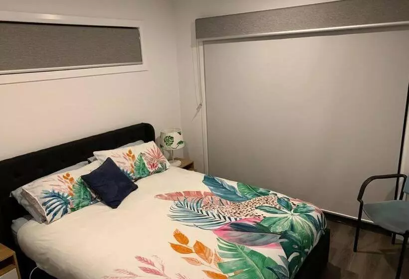 North Hobart, Tranquil Retreat, No Stairs, Access