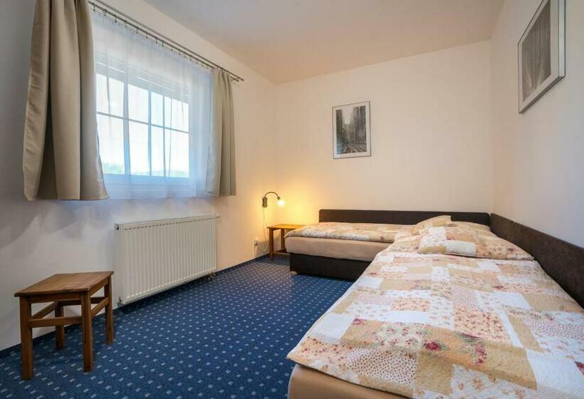 펜션 Penzion U černého Kohoutka