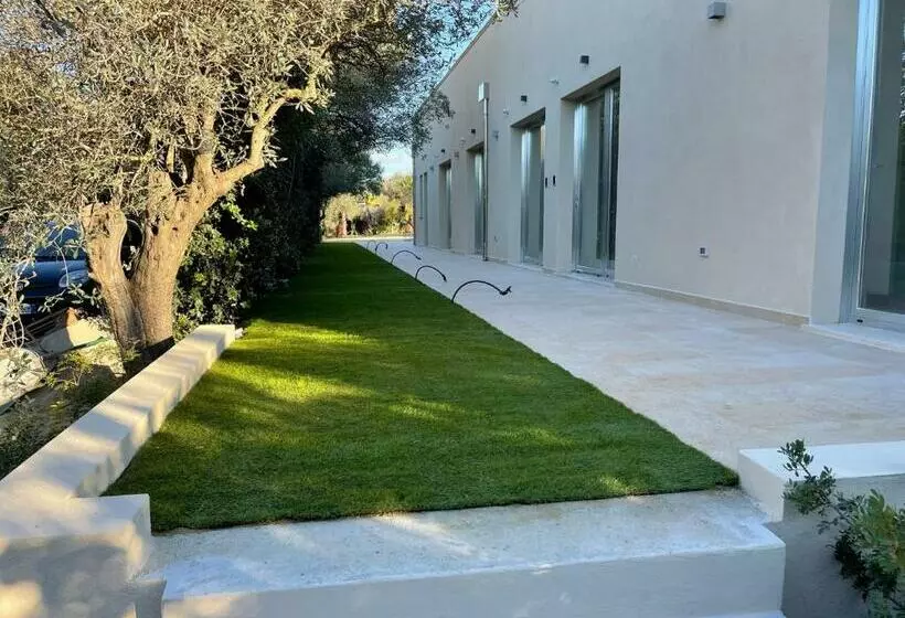 ベッドアンドブレックファースト Resort Natura & Relax