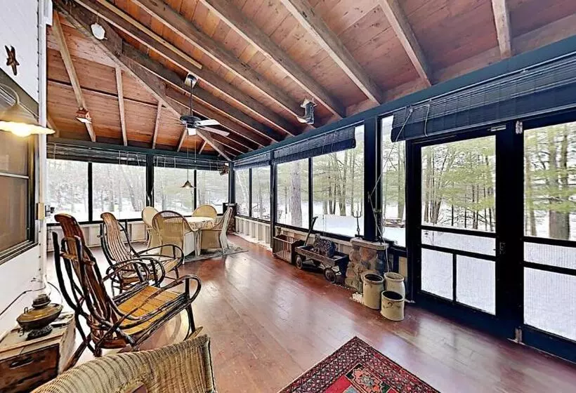 Legacy Point On Little Siss