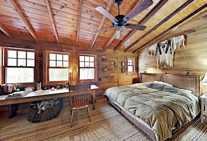 Legacy Point On Little Siss