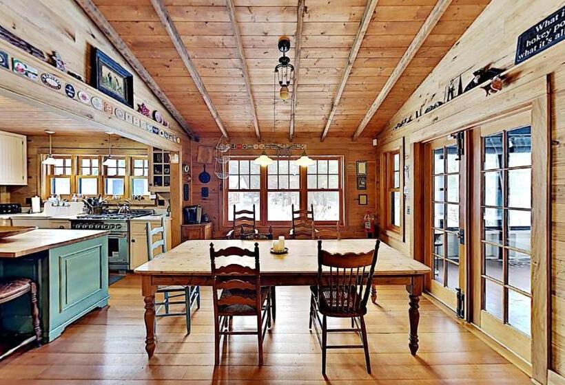 Legacy Point On Little Siss