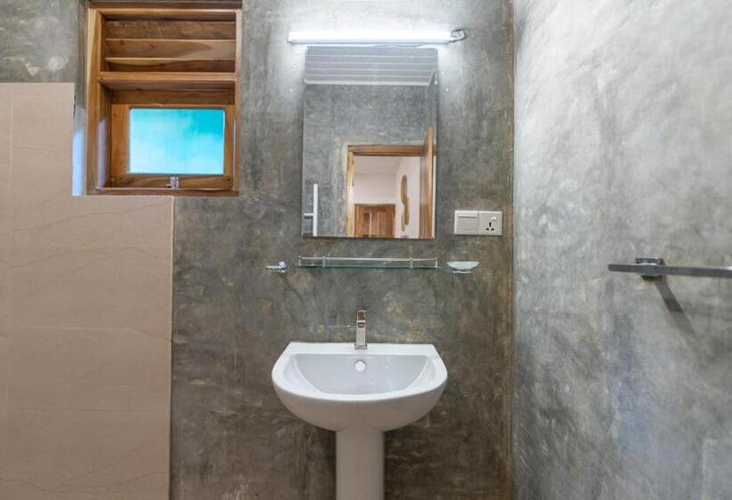 הוסטל We Escape