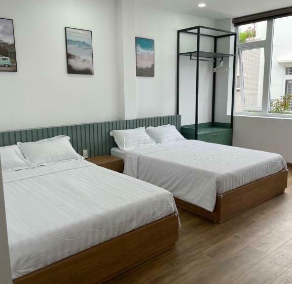 هتل Airport Homestay