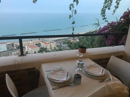 호텔 Castello   Solo Pernotto