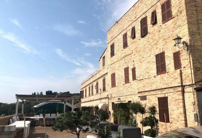 호텔 Castello   Solo Pernotto