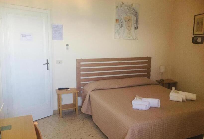 호텔 Castello   Solo Pernotto