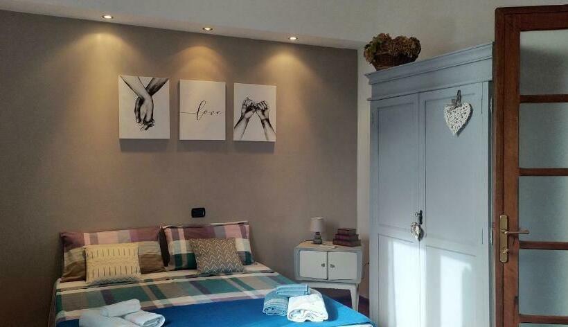 פנסיון B&b Golfo Asinara Suite Con Idromassaggio