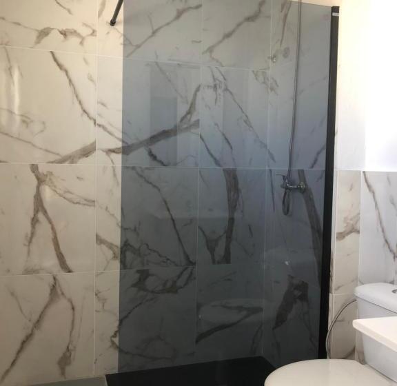 پانسیون Hostal Santa Calma