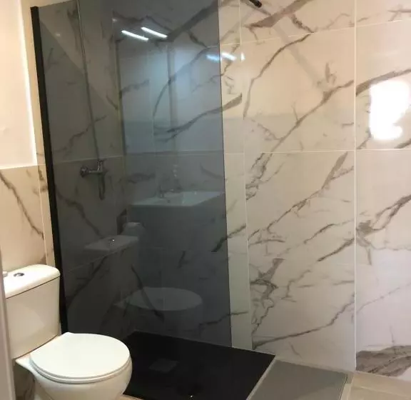 پانسیون Hostal Santa Calma