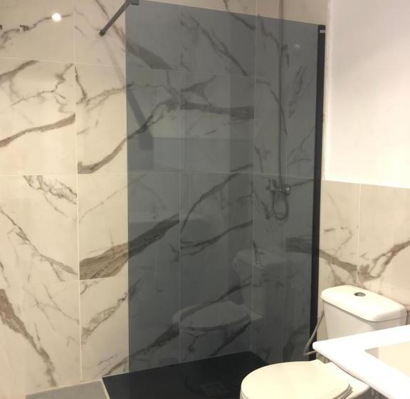 پانسیون Hostal Santa Calma