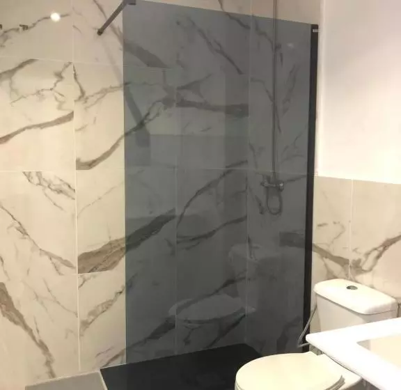 پانسیون Hostal Santa Calma