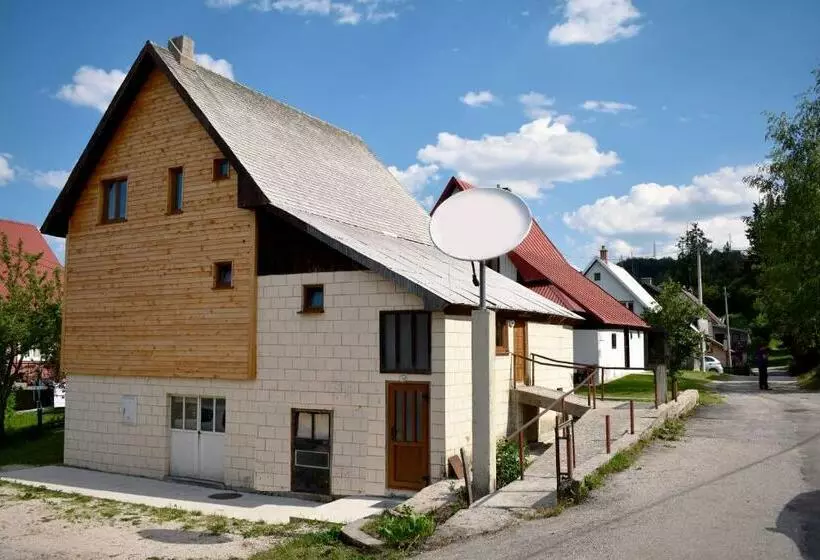 پانسیون Srna Chalet   Rooms