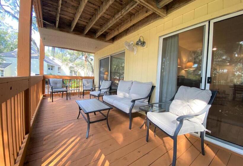 327 Palmetto Walk Wine Down