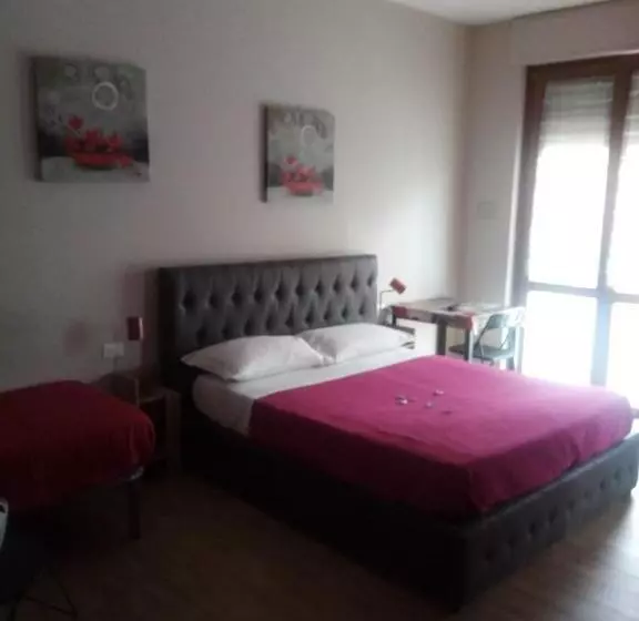 تختخواب و صبحانه Emmanueli65 Fronte Clinica Per 4 Matrimoniale E Castello