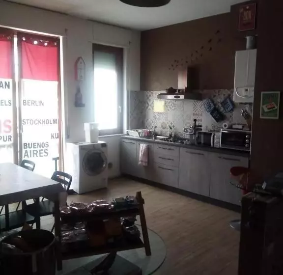 تختخواب و صبحانه Emmanueli65 Fronte Clinica Per 4 Matrimoniale E Castello