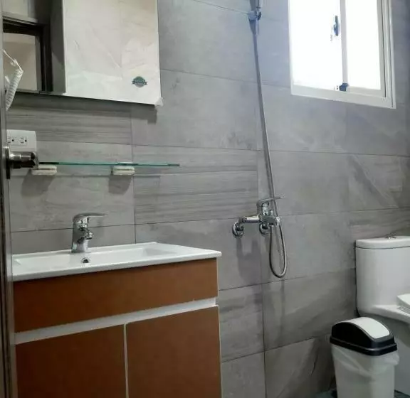 تختخواب و صبحانه Yun Yan Inn