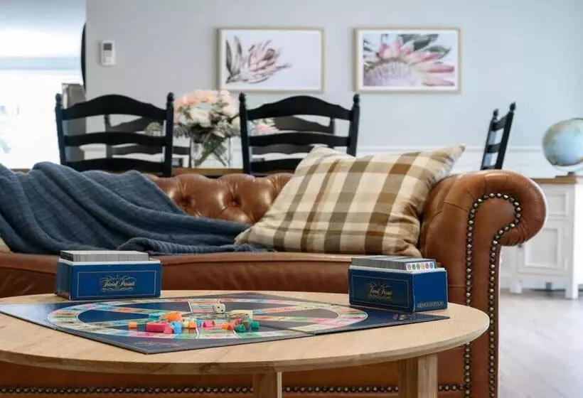 Grenville Belle Daylesford