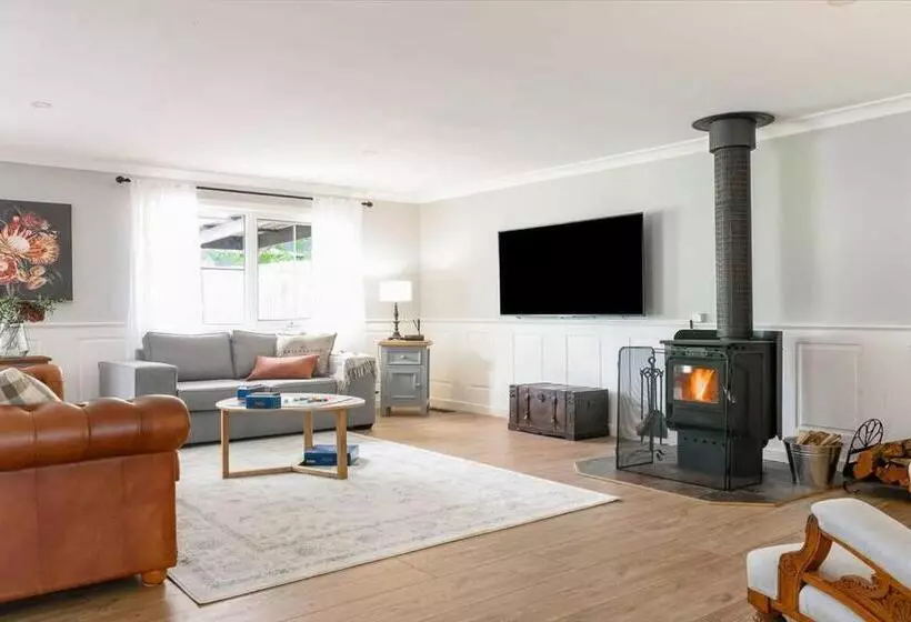 Grenville Belle Daylesford