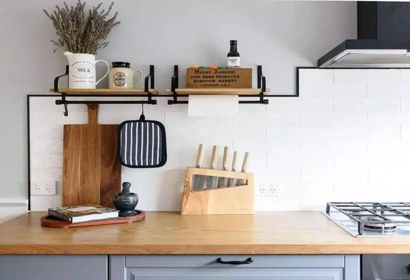 Grenville Belle Daylesford