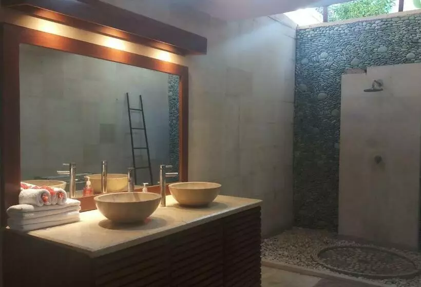ホテル Amed Santorini Villa