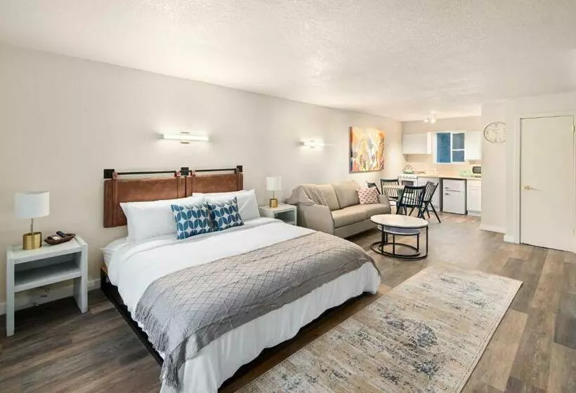 Hotelli Mccoy Pullman