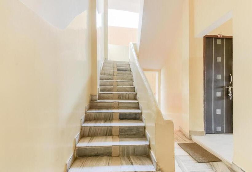 בית מלון כפרי Oyo 87379  Atithi Inn