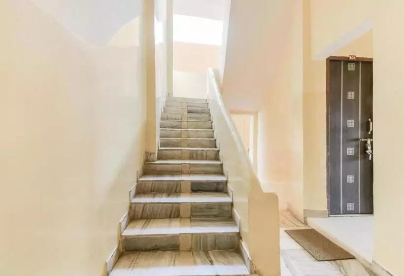 هتل Oyo 87379  Atithi Inn