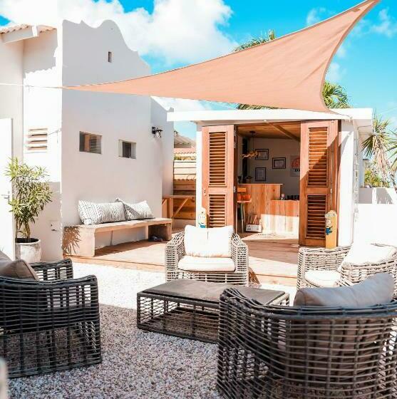 هتل The Hut Bonaire