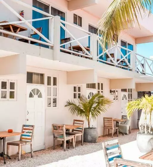 هتل The Hut Bonaire
