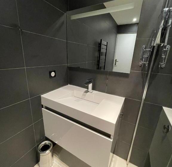 La Mauviere   75m2   4pers   Parking   Wifi