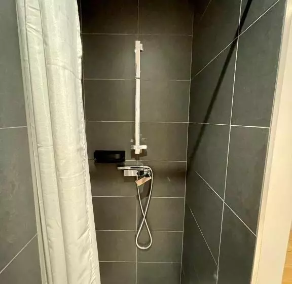 La Mauviere   75m2   4pers   Parking   Wifi