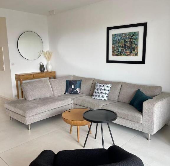 La Mauviere   75m2   4pers   Parking   Wifi