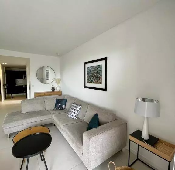 La Mauviere   75m2   4pers   Parking   Wifi