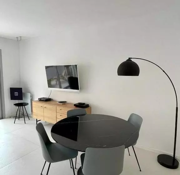 La Mauviere   75m2   4pers   Parking   Wifi