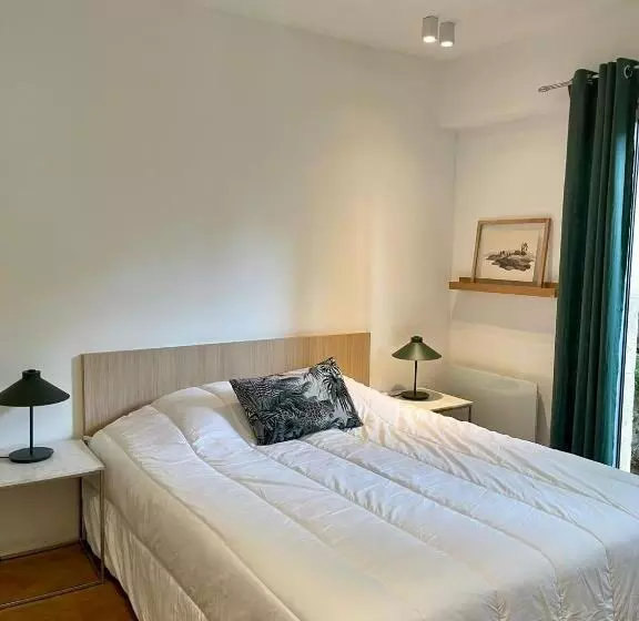 La Mauviere   75m2   4pers   Parking   Wifi